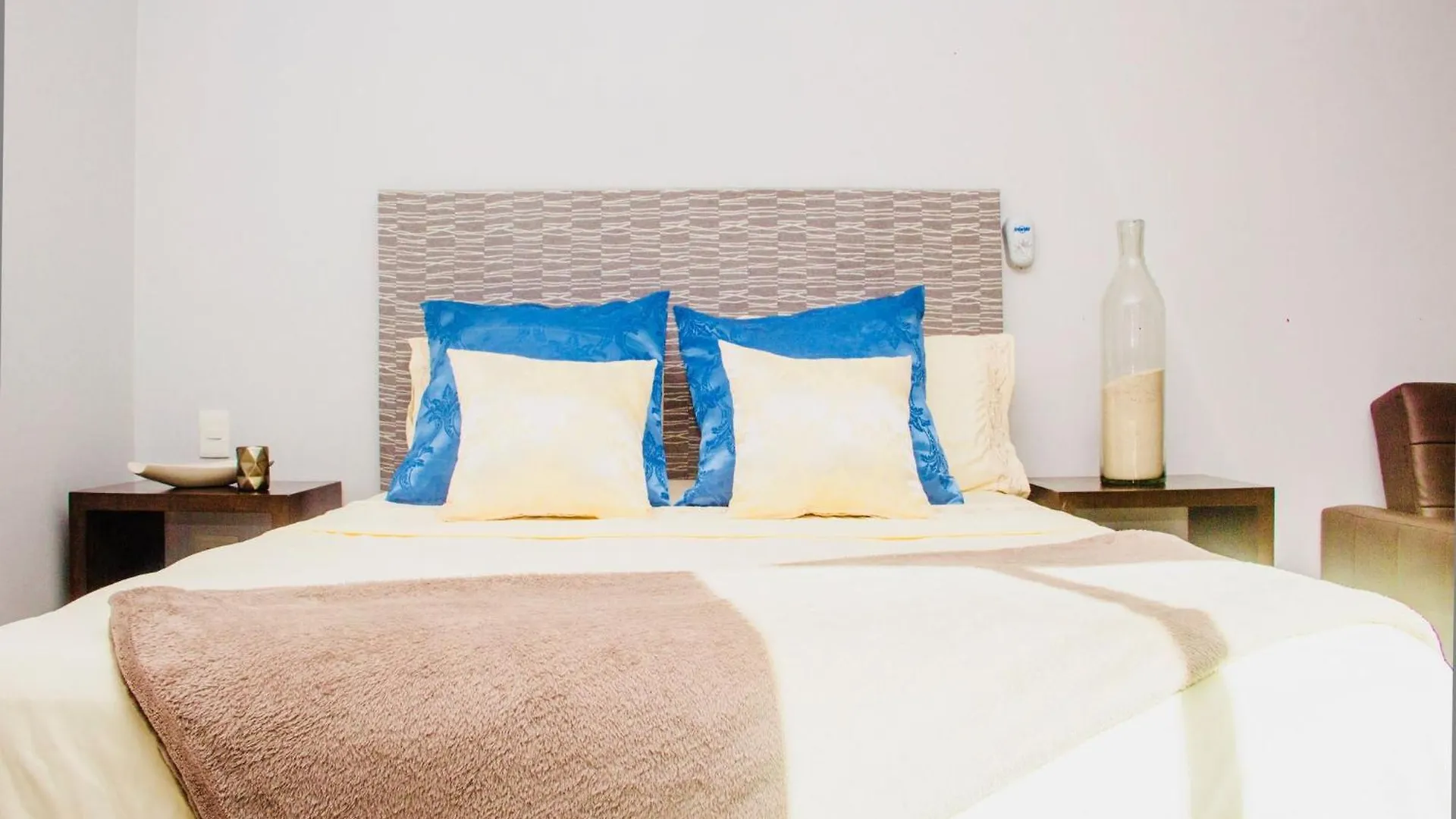 Superior Studio 30 Aquamarina Suites Плая-дель-Кармен 2*,  Мексика